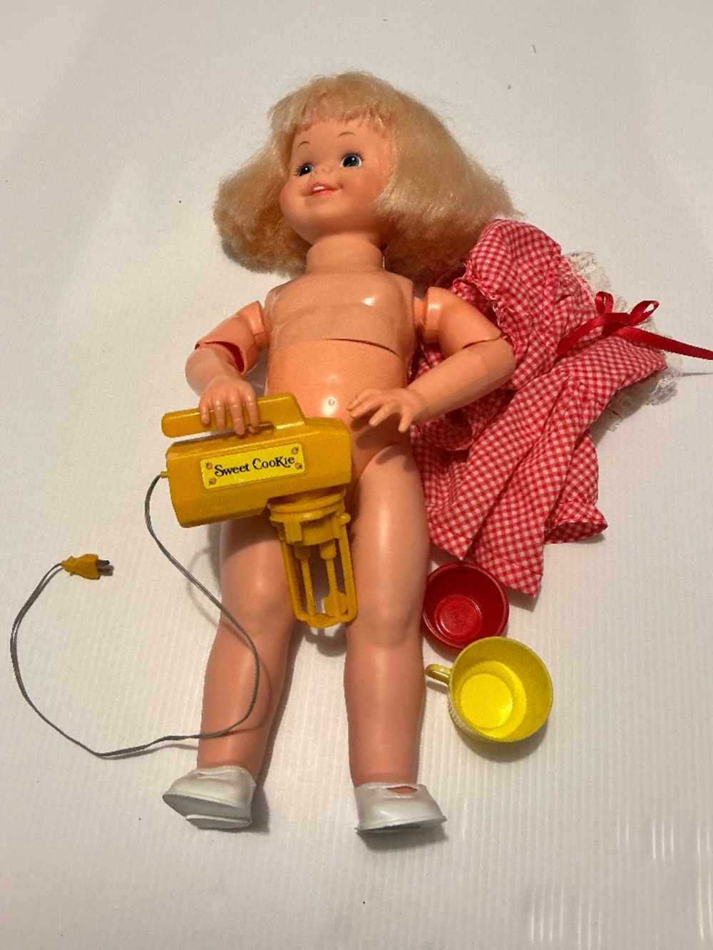 Vintage 1972 Hasbro Sweet Cookie Doll with Mixer and Bowls Toy Set